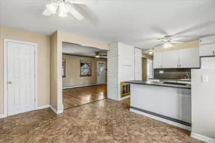 63 Kingfisher Rd, Levittown, NY 11756 - Photo 2