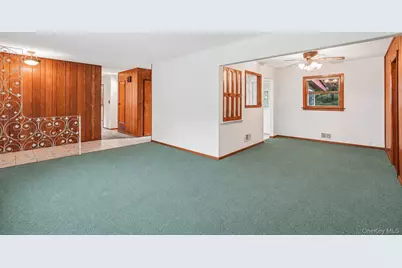 8 Victoria Drive, Nanuet, NY 10954 - Photo 6