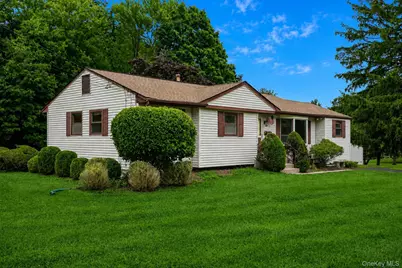 8 Victoria Drive, Nanuet, NY 10954 - Photo 2