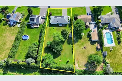 124 Donna Drive, Calverton, NY 11933 - Photo 36