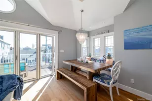 23 Delaware Ave, Long Beach, NY 11561 - Photo 10