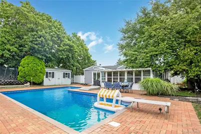 382 Greenbelt Parkway, Holtsville, NY 11742 - Photo 20