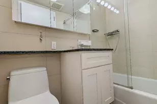 136-19 Franklin Ave, Flushing, NY 11355 - Photo 8