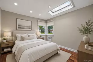 34 Duke Dr, Manhasset Hills, NY 11040 - Photo 24