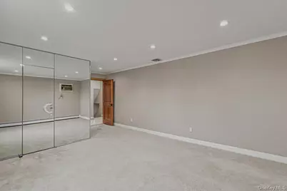 34 Duke Drive, Manhasset Hills, NY 11040 - Photo 34