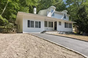 128 Crooked Hill Rd, Huntington, NY 11743 - Photo 4