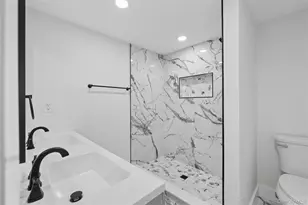 128 Crooked Hill Rd, Huntington, NY 11743 - Photo 30