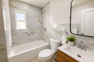 2887 Lamport Pl, Bronx, NY 10465 - Photo 10