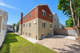 2887 Lamport Pl, Bronx, NY 10465 - Photo 34