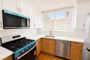2887 Lamport Pl, Bronx, NY 10465 - Photo 4