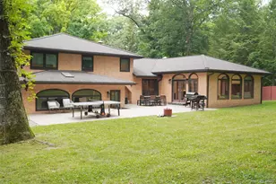 50 Pleasant Ridge Dr, Poughkeepsie, NY 12603 - Photo 6