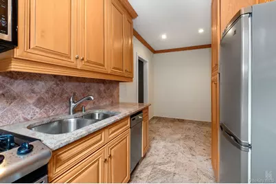 25-40 31st Avenue #6E/F, Astoria, NY 11106 - Photo 12