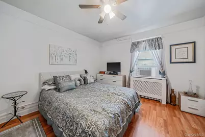 2863 Wilkinson Avenue, Bronx, NY 10461 - Photo 12