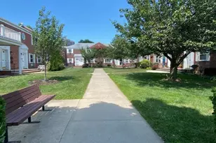 71-39 260th St, Glen Oaks, NY 11004 - Photo 2