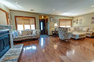 718 Farmers Ave, Bellmore, NY 11710 - Photo 4
