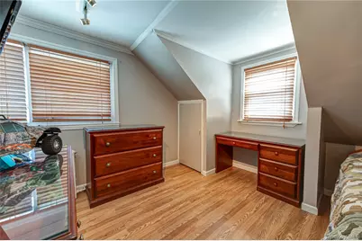 718 Farmers Avenue, Bellmore, NY 11710 - Photo 18