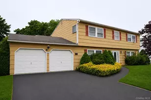 96 Rustic Ave, Medford, NY 11763 - Photo 2