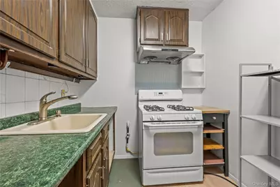 118-17 Union Turnpike #2C, Forest Hills, NY 11375 - Photo 10