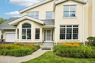 15 Doral Greens Dr E, Rye Brook, NY 10573 - Photo 2