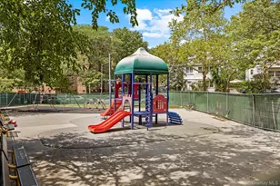139-15 83rd Ave, Briarwood, NY 11435 - Photo 24