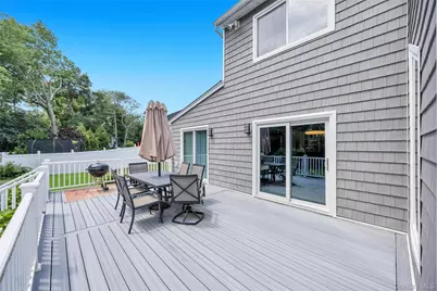 859 Pine Avenue, West Islip, NY 11795 - Photo 42