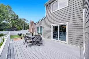 859 Pine Ave, West Islip, NY 11795 - Photo 42