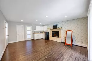 859 Pine Ave, West Islip, NY 11795 - Photo 20