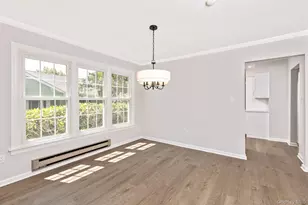 32 Chippendale Dr, Mount Sinai, NY 11766 - Photo 12
