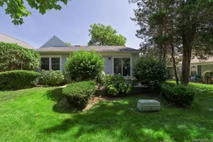 32 Chippendale Dr, Mount Sinai, NY 11766 - Photo 32