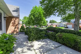 32 Chippendale Dr, Mount Sinai, NY 11766 - Photo 6