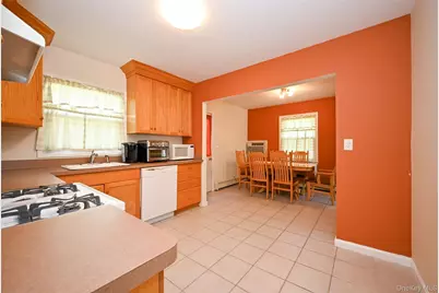 76-04 252nd Street, Bellerose, NY 11426 - Photo 6