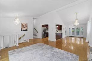 239 Canterbury Rd, White Plains, NY 10607 - Photo 10