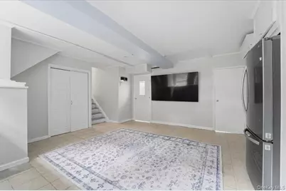 239 Canterbury Road, White Plains, NY 10607 - Photo 30