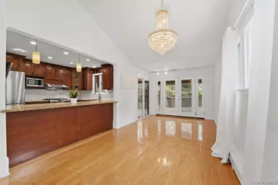 239 Canterbury Road, White Plains, NY 10607 - Photo 12