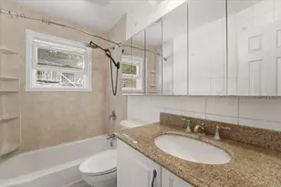 239 Canterbury Rd, White Plains, NY 10607 - Photo 22