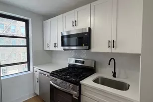 445 W 240th St, Bronx, NY 10463 - Photo 2