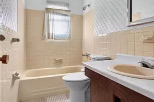 140-19 Sutter Ave, Jamaica, NY 11436 - Photo 10