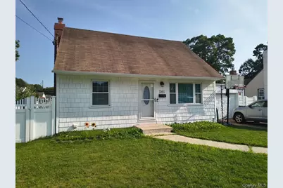 348 Kurzon Road, West Islip, NY 11795 - Photo 1