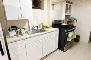 94-40 Springfield Blvd, Queens Village, NY 11428 - Photo 16