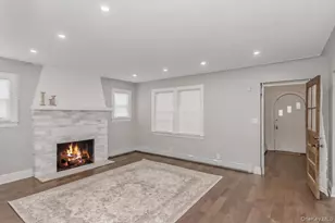 155 Carman Ave, East Rockaway, NY 11518 - Photo 4