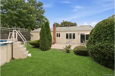 115 Argyle Avenue, Selden, NY 11784 - Photo 28