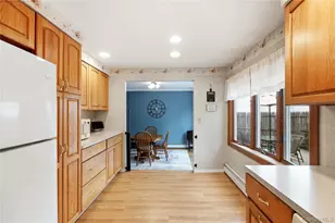 115 Argyle Ave, Selden, NY 11784 - Photo 14
