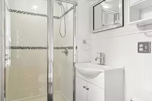 116-45 Union Tpke, Forest Hills, NY 11375 - Photo 10