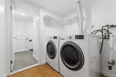 116-45 Union Turnpike, Forest Hills, NY 11375 - Photo 20