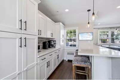 57 Beach Road, Massapequa, NY 11758 - Photo 6