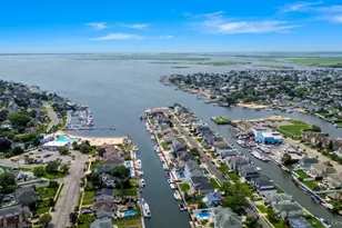 57 Beach Rd, Massapequa, NY 11758 - Photo 28