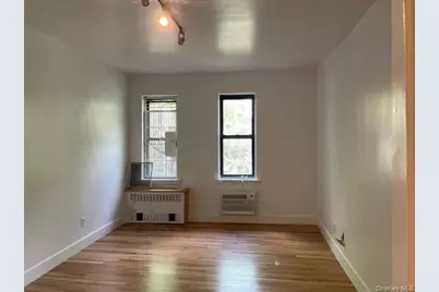 221 E 76 Street #4F, New York, NY 10021 - Photo 4