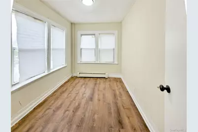 302 W Hudson Street, Long Beach, NY 11561 - Photo 10