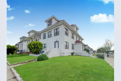 302 W Hudson Street, Long Beach, NY 11561 - Photo 4