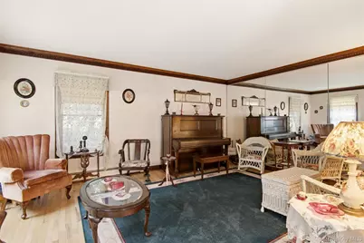 1 Gaul Road N, Setauket, NY 11733 - Photo 6